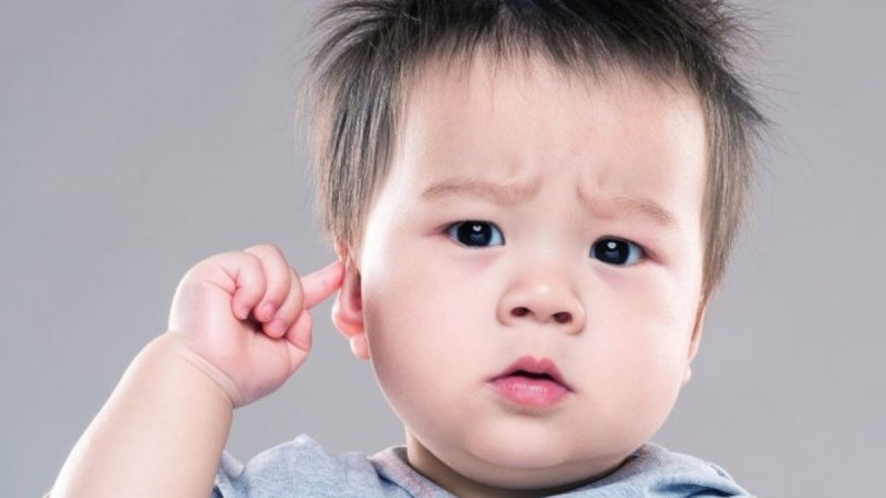 Trẻ bị chậm nói do mất thính lực