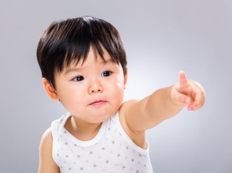 Vì sao trẻ 3 tuổi chậm biết nói?